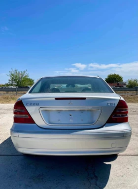 Mercedes-Benz C 220 2.2 CDi, снимка 3