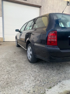 Skoda Octavia - 800 € / 1564.66 лв. - 17201390 6