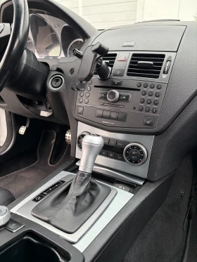 Mercedes-Benz C 350 AMG Line BlueEF 4M - Перфектна!, снимка 11