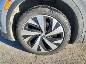 VW ID.4 PRO/CARFAX/ПАНОРАМА/2 КЛЮЧА/ПОДГРЕВ/4х4 - 20000 € / 39116.60 лв. - 60140947 17