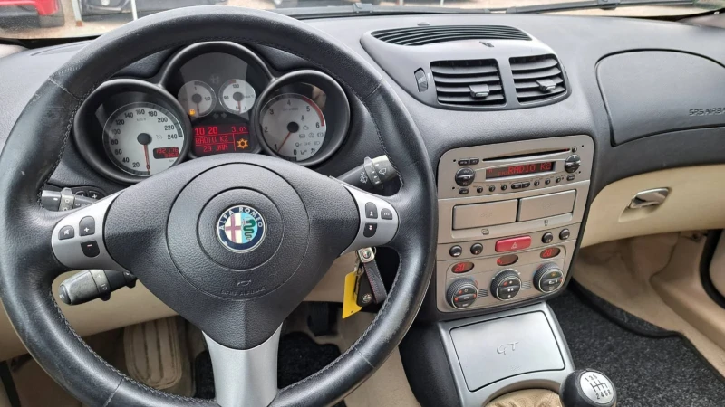 Alfa Romeo Gt 1.9JTD NOV VNOS GERMANY, снимка 10 - Автомобили и джипове - 48347474