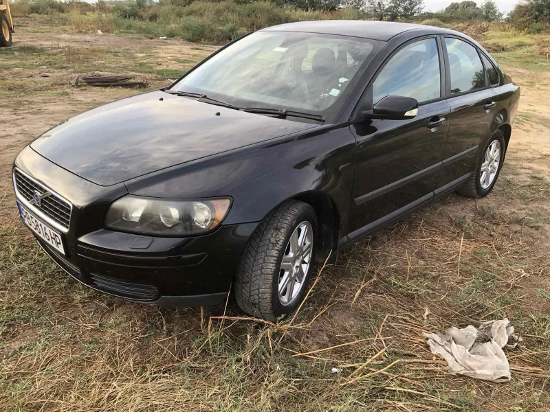 Volvo S40, снимка 2 - Автомобили и джипове - 48713541