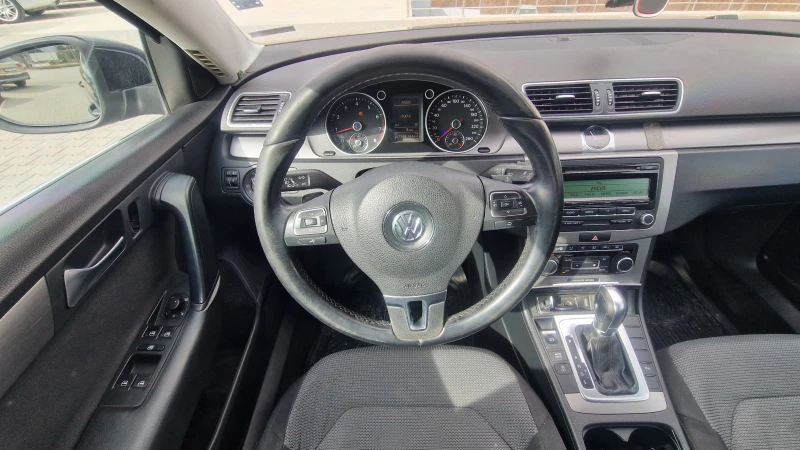 VW Passat МЕТАН , снимка 14 - Автомобили и джипове - 49482099