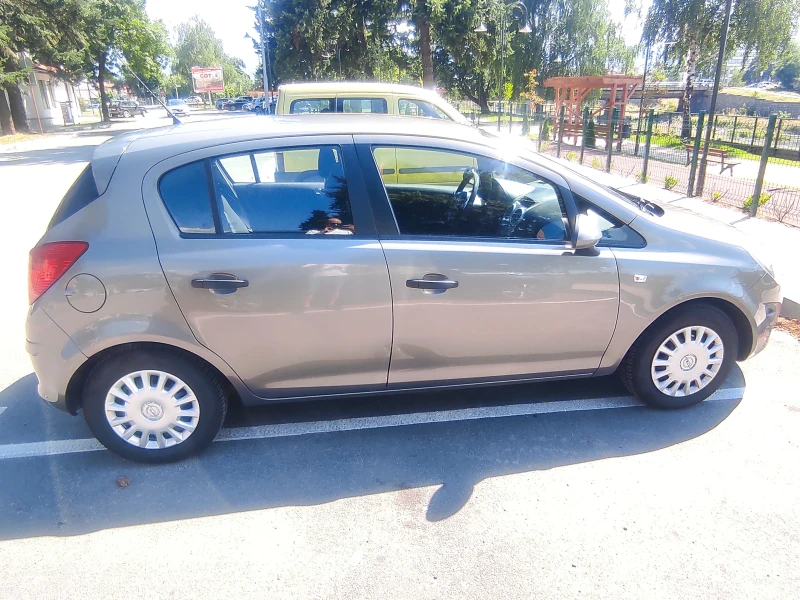 Opel Corsa, снимка 7 - Автомобили и джипове - 52358650