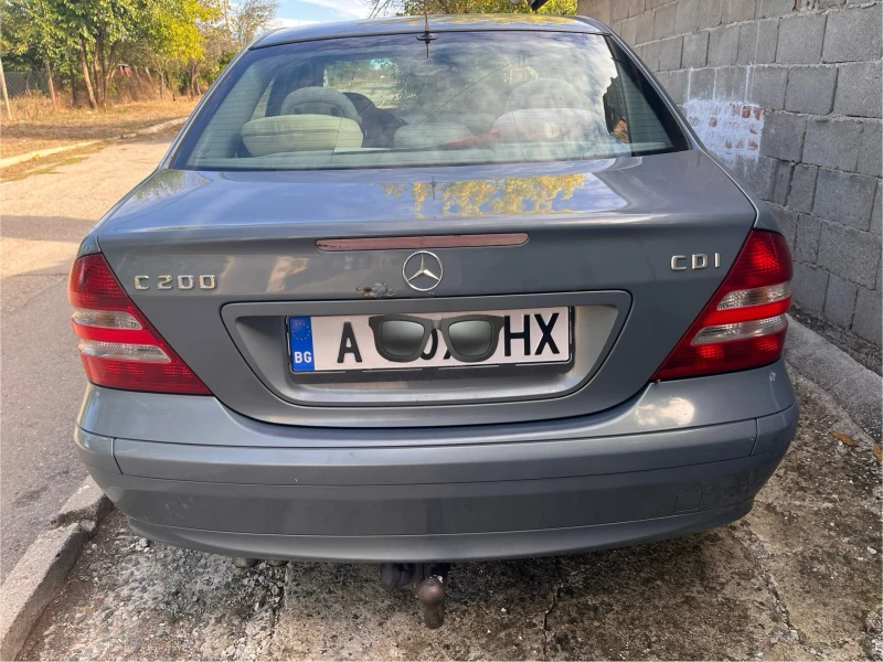 Mercedes-Benz C 200 Facelift, снимка 2 - Автомобили и джипове - 52399178