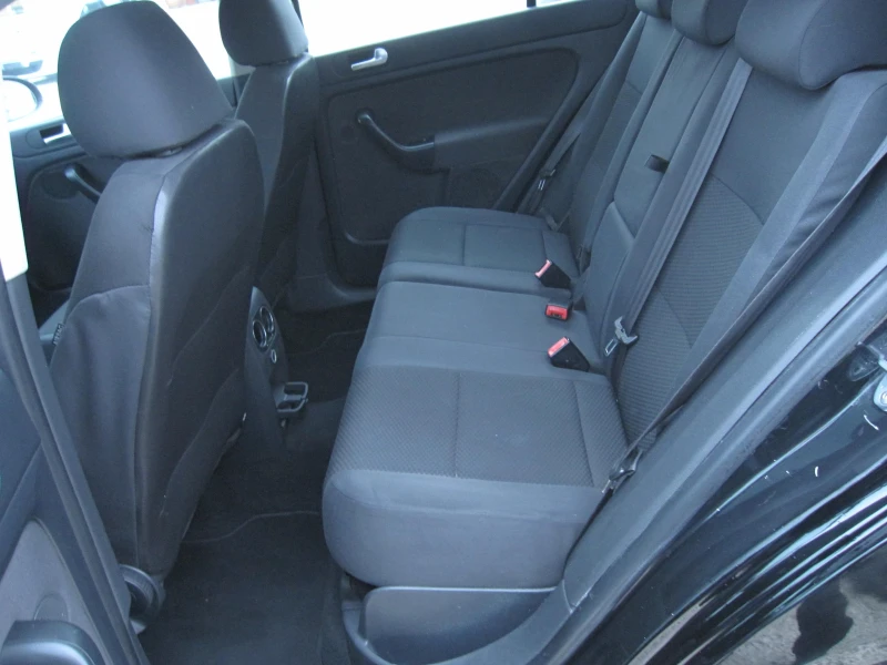 VW Golf Plus 1, 6-Газ. 8кл. NAVI, снимка 12 - Автомобили и джипове - 52323045