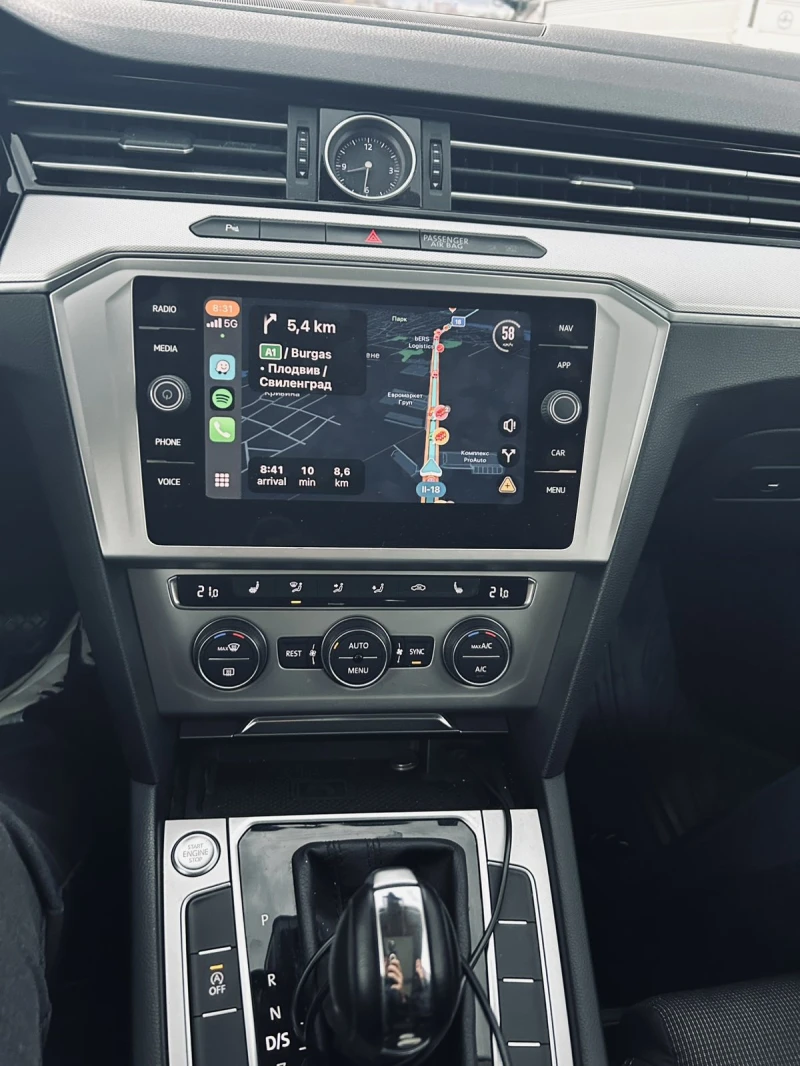 VW Passat B8, снимка 12 - Автомобили и джипове - 52517565