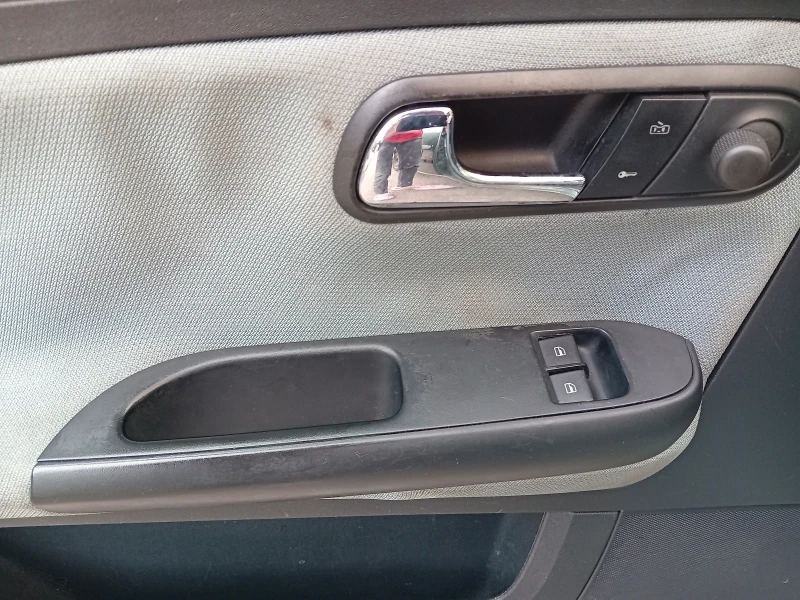 Seat Cordoba 1.4, снимка 7 - Автомобили и джипове - 52510014