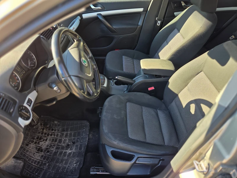 Skoda Octavia SCAUT 4X4, снимка 8 - Автомобили и джипове - 52935795