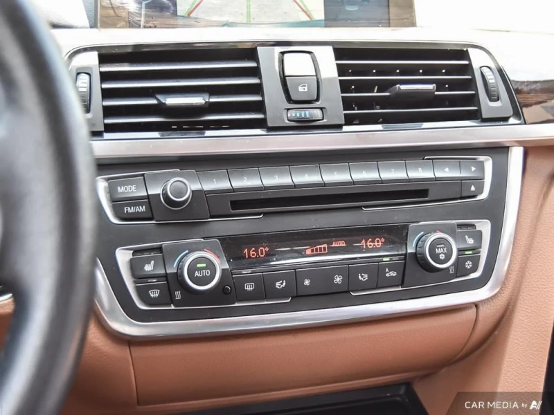 BMW 335 * 4dr Sdn 335i * CARFAX * ЦЕНА ДО БГ, снимка 17 - Автомобили и джипове - 53023466