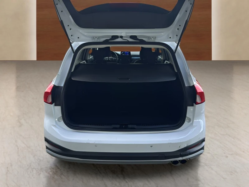 Ford Focus 1.0 EcoBoost, снимка 9 - Автомобили и джипове - 53067719