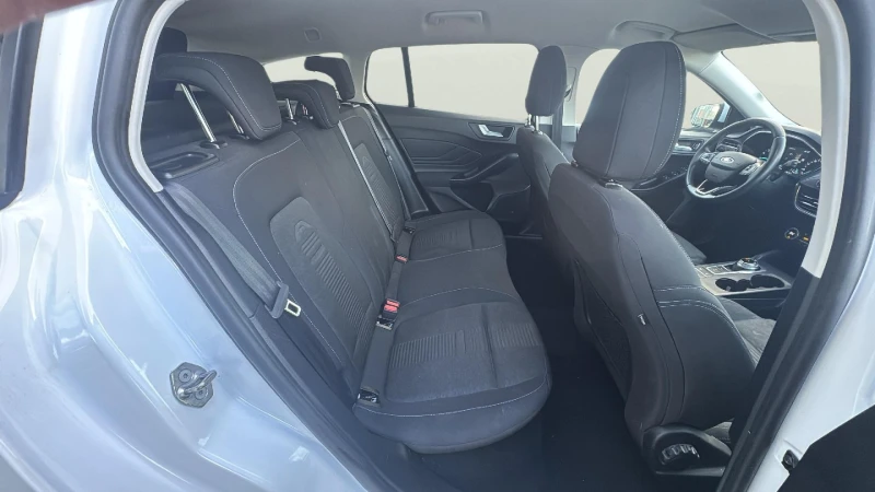 Ford Focus 1.0 EcoBoost, снимка 13 - Автомобили и джипове - 53067719