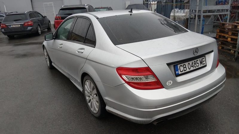 Mercedes-Benz C 350 AMG Line BlueEF 4M - Перфектна!, снимка 5 - Автомобили и джипове - 53371928