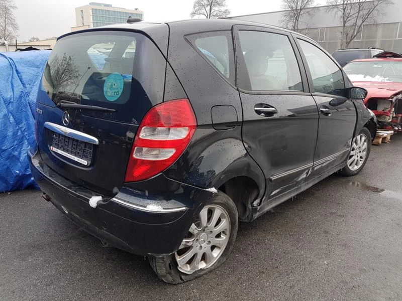 Mercedes-Benz A 200 A200 136к.с. 5 ВРАТИ, снимка 4 - Автомобили и джипове - 47459812