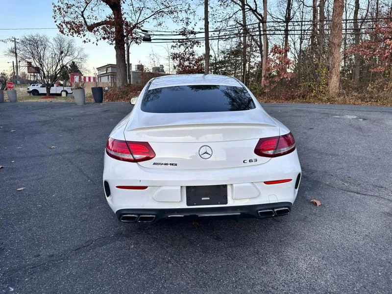 Mercedes-Benz C 63 AMG CAMERA * М. ТОЧКА * BURMESTER * ПОДГРЕВ * , снимка 3 - Автомобили и джипове - 48589984