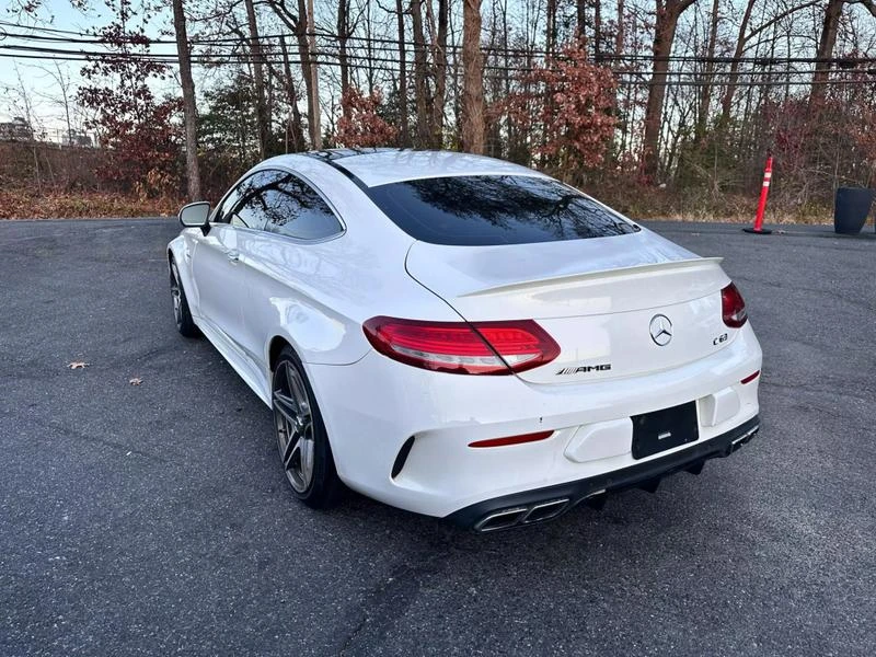 Mercedes-Benz C 63 AMG CAMERA * М. ТОЧКА * BURMESTER * ПОДГРЕВ * , снимка 5 - Автомобили и джипове - 48589984