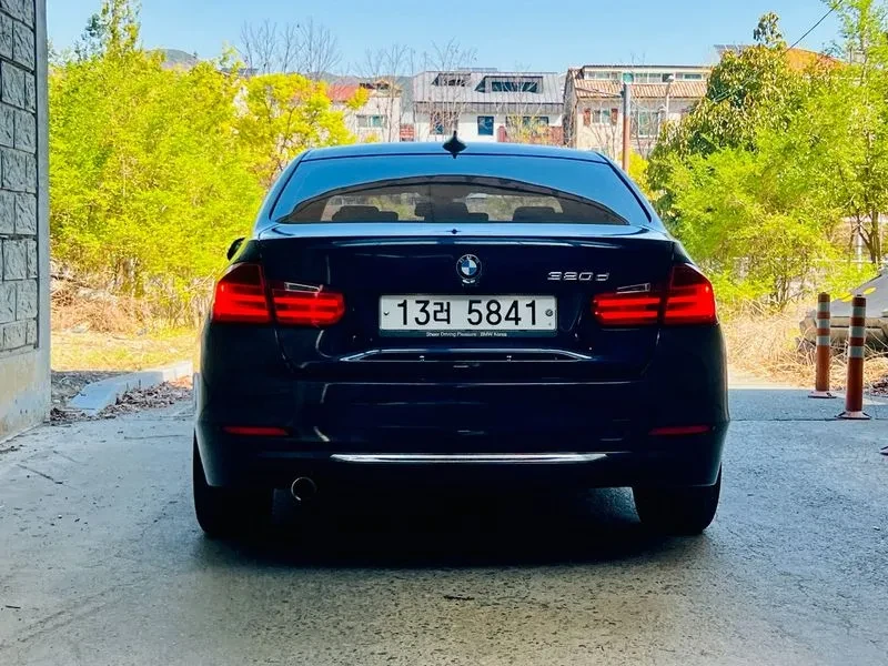 BMW 320 d, снимка 4 - Автомобили и джипове - 54589706