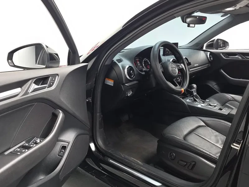 Audi A3 40 Tfsi 8V, снимка 10 - Автомобили и джипове - 56067457