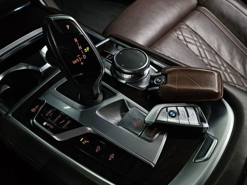 BMW 740 B57D30B, снимка 9 - Автомобили и джипове - 56706623