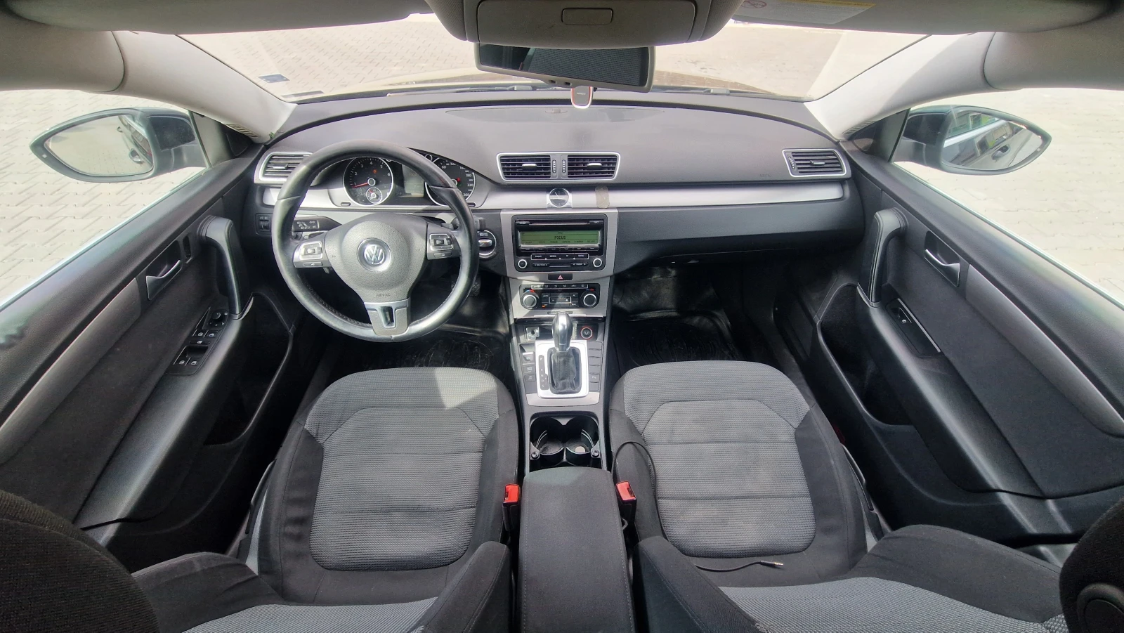 VW Passat   | Mobile.bg   13