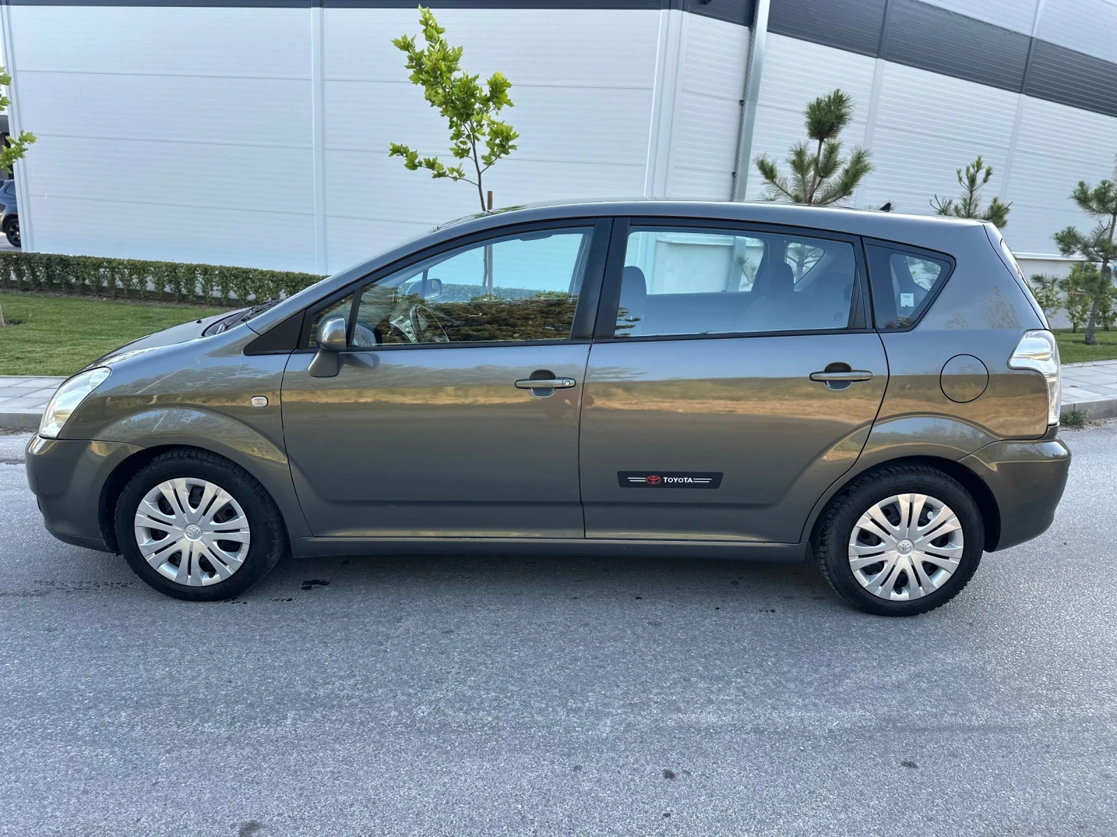 Toyota Corolla verso 2.2D4D//136KS//KLIMATIK - изображение 6