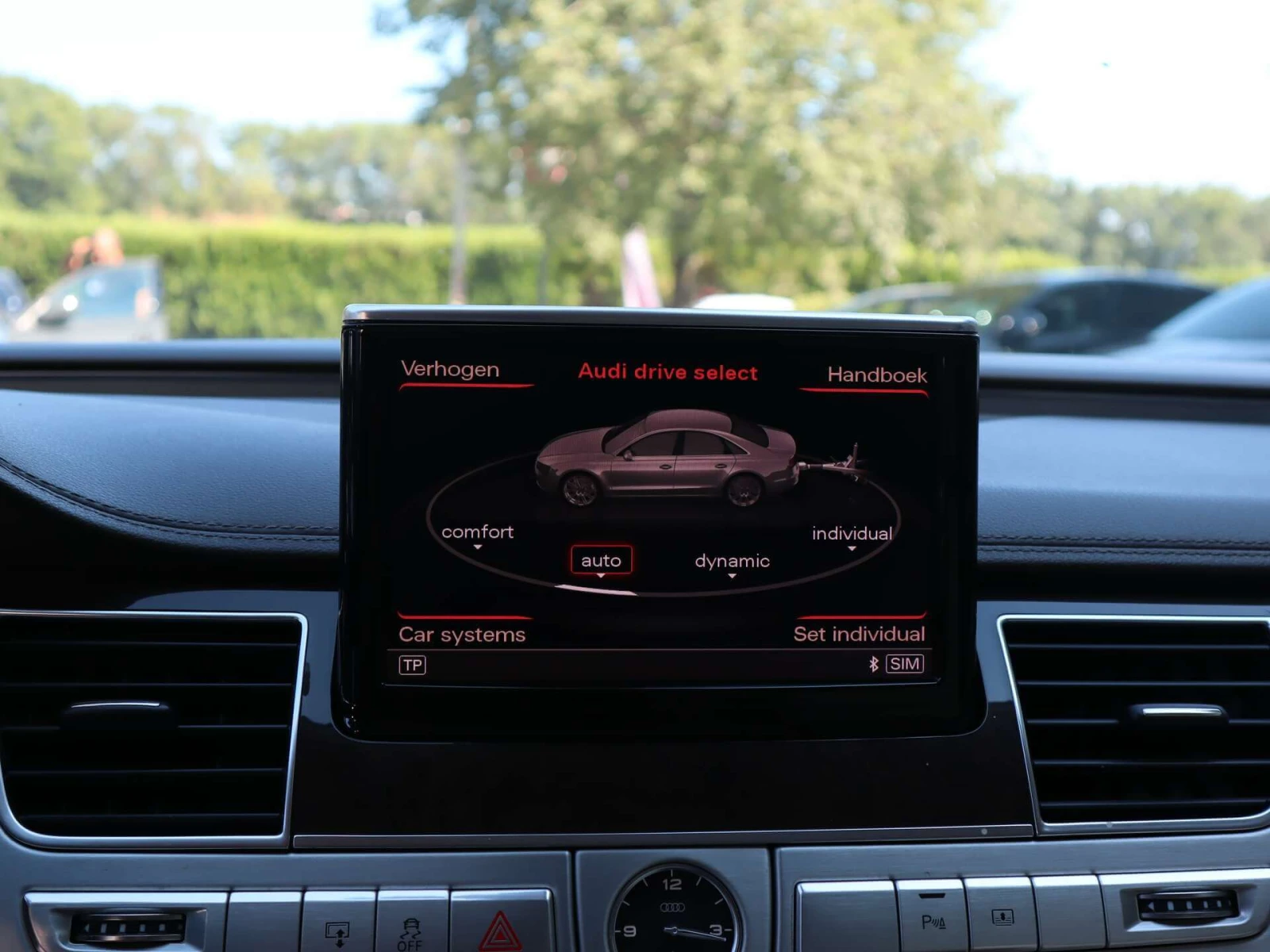 Audi A8 4.2TDI/Quattro/Bose/Memory/Pre Sense/Подгрев/Камер - изображение 10