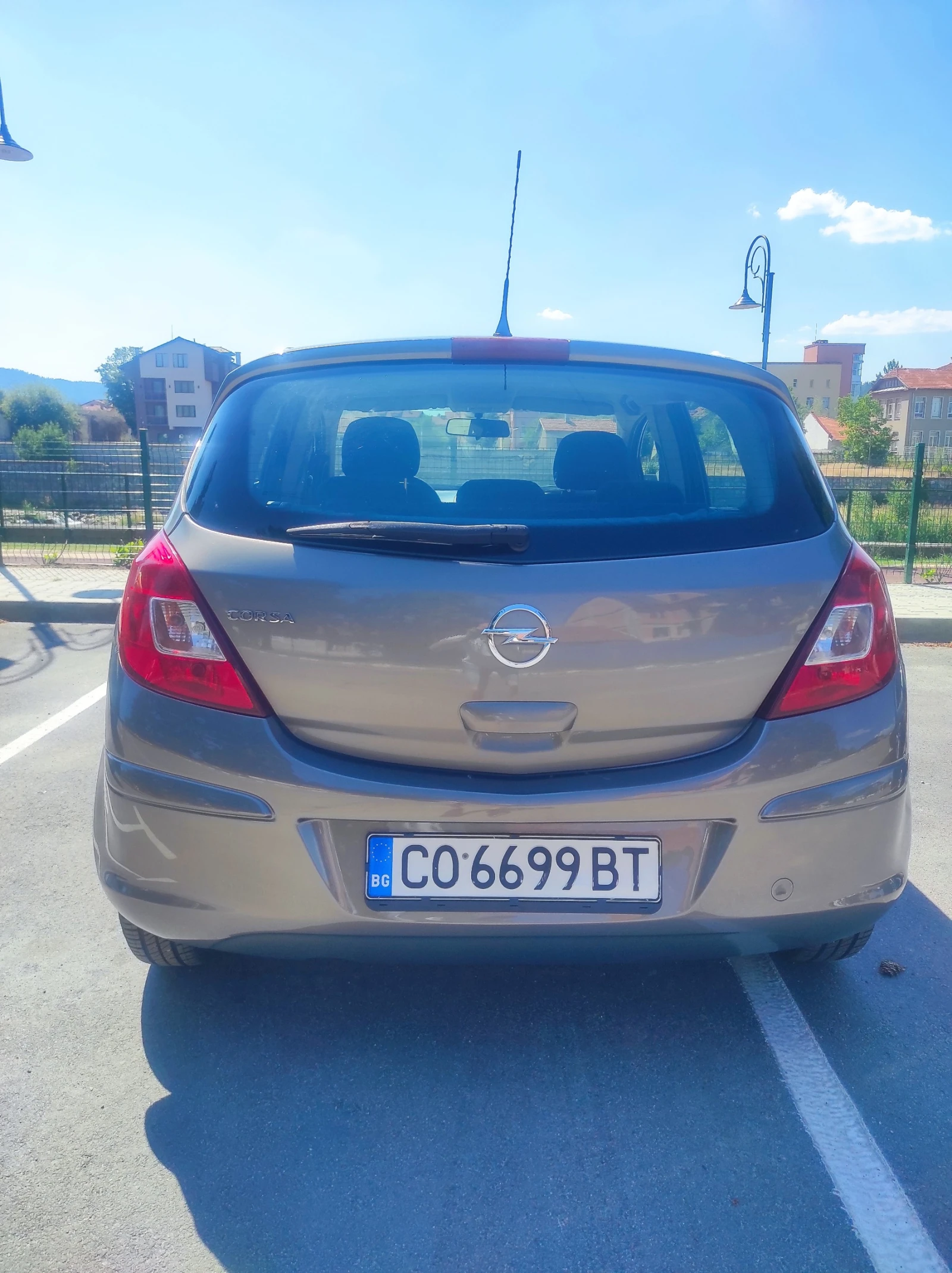 Opel Corsa  - изображение 4
