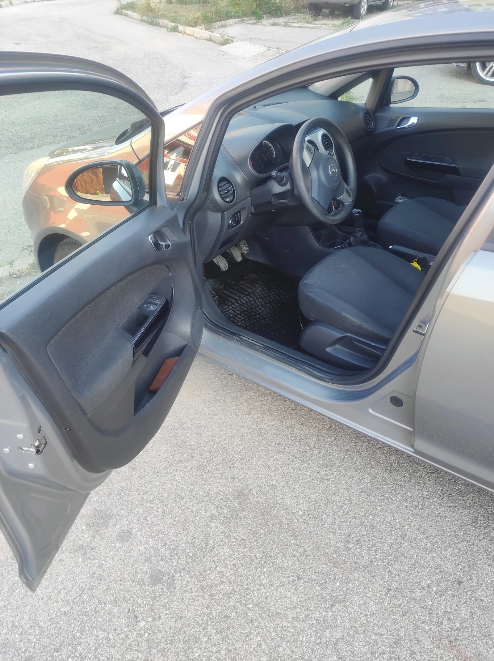 Opel Corsa  - изображение 9