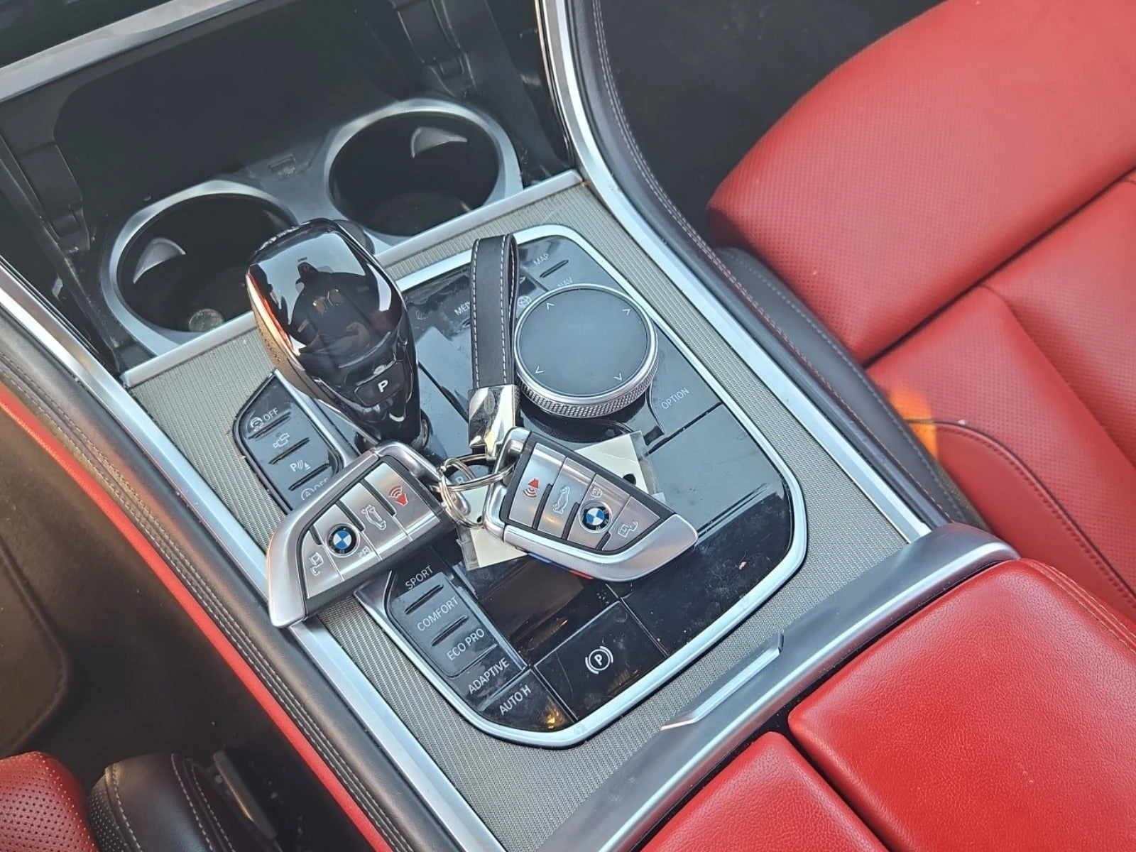 BMW 850 M850i* XDRIVE* HEADUP* 360* ОБДУХВАНЕ* CARBON ROOF - изображение 10