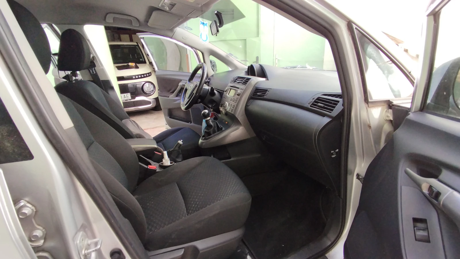 Toyota Corolla verso  - изображение 8