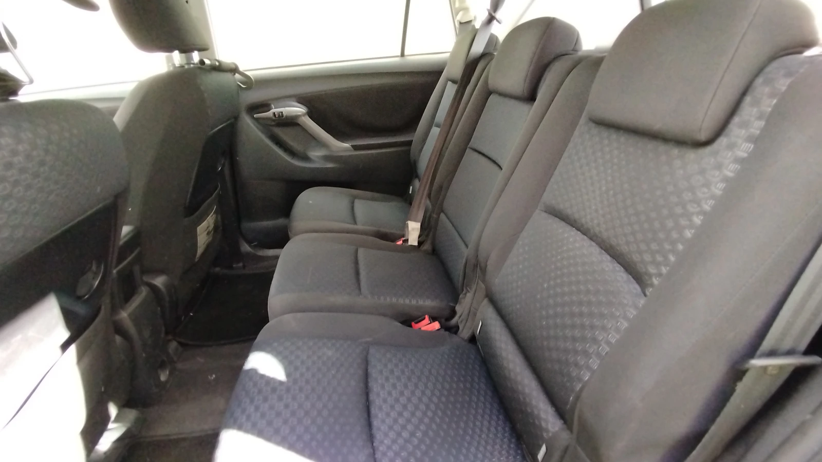 Toyota Corolla verso  - изображение 6