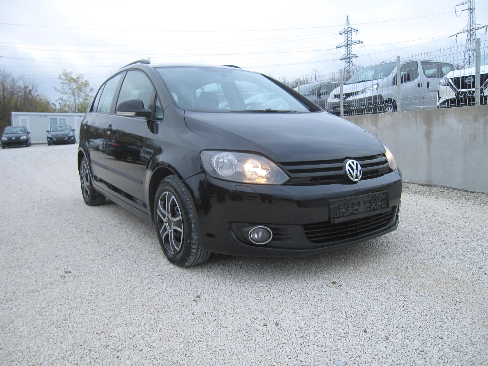 VW Golf Plus 1, 6-Газ. 8кл. NAVI - изображение 2