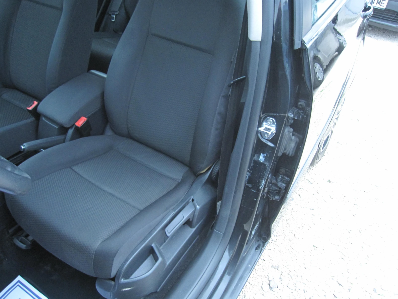 VW Golf Plus 1, 6-Газ. 8кл. NAVI - изображение 10