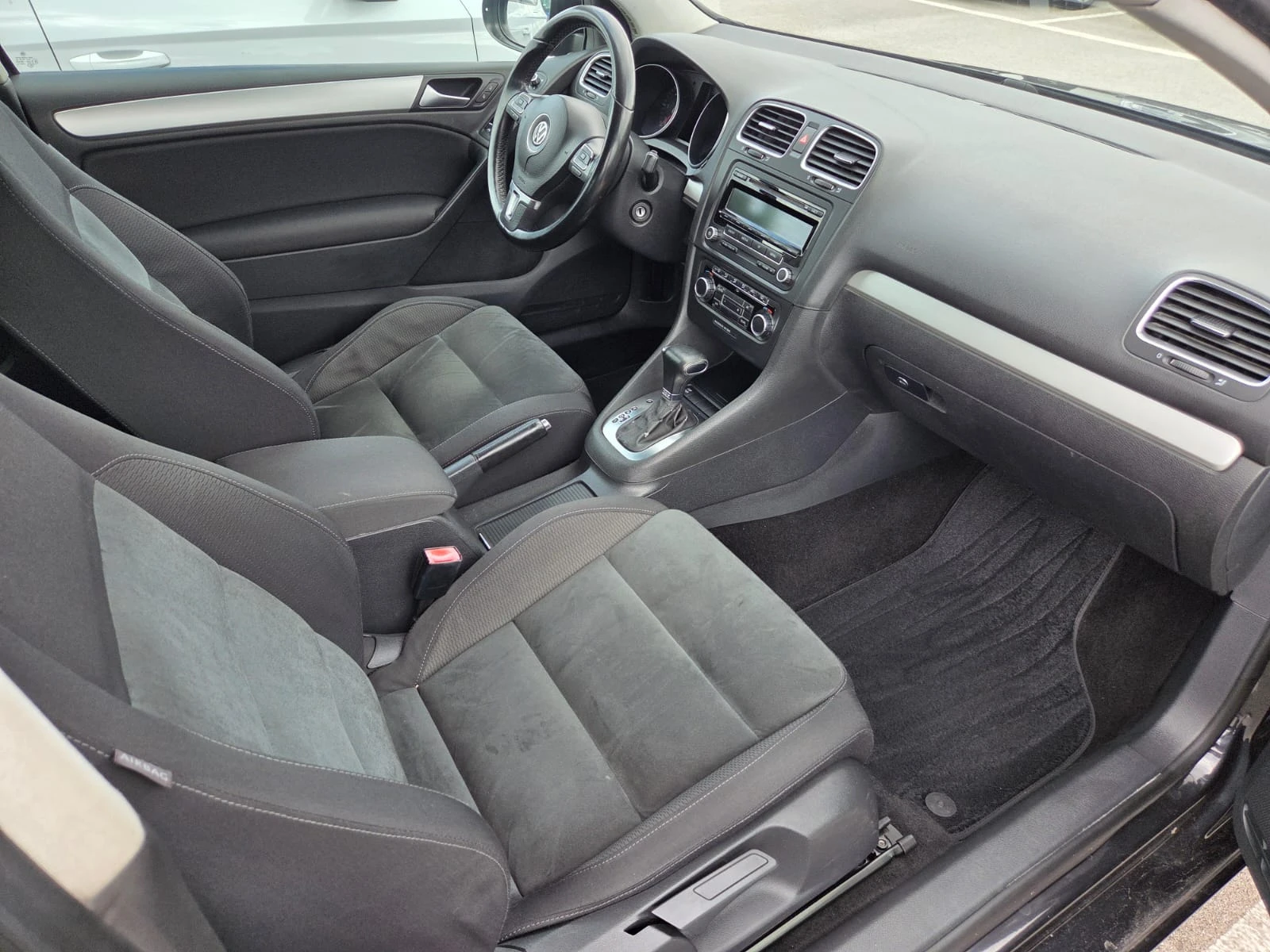 VW Golf 2.0 TDI  ЛИЗИНГ, снимка 8 - Автомобили и джипове - 54133232