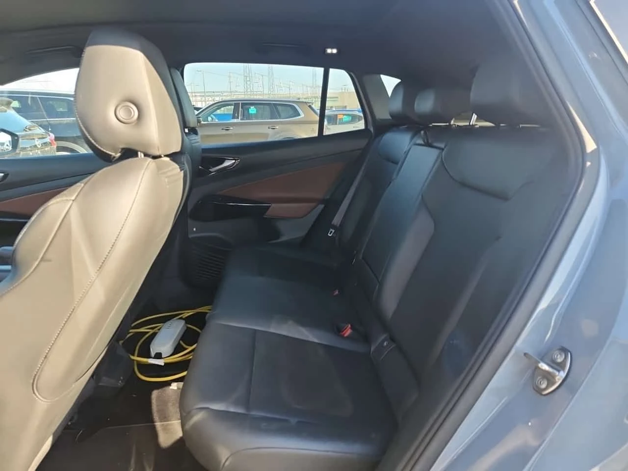 VW ID.4 PRO/CARFAX/ПАНОРАМА/2 КЛЮЧА/ПОДГРЕВ/4х4, снимка 11 - Автомобили и джипове - 54155265