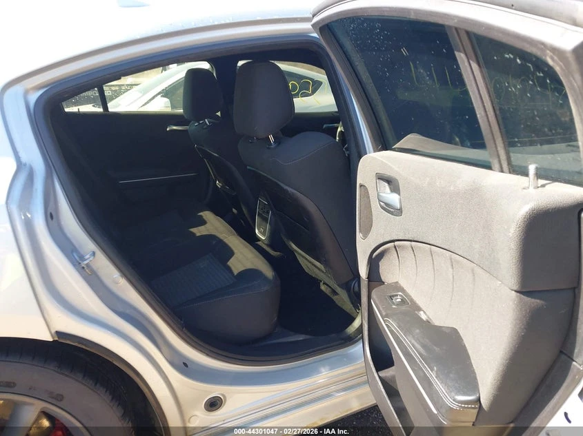 Dodge Charger 5.7l R/T Rwd, снимка 8 - Автомобили и джипове - 54242483