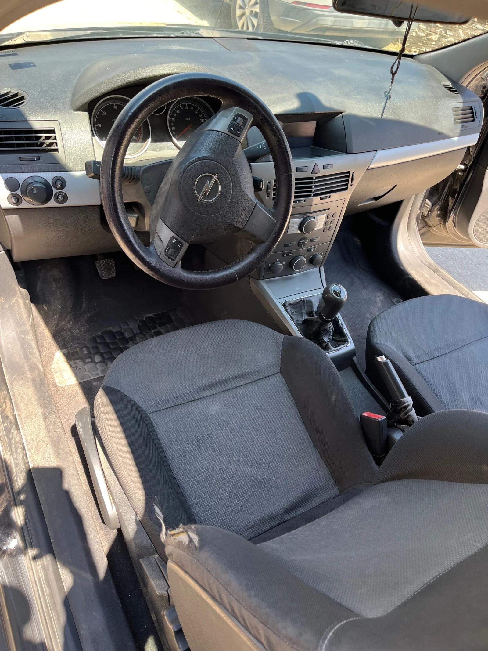 Opel Astra, снимка 5 - Автомобили и джипове - 54587346