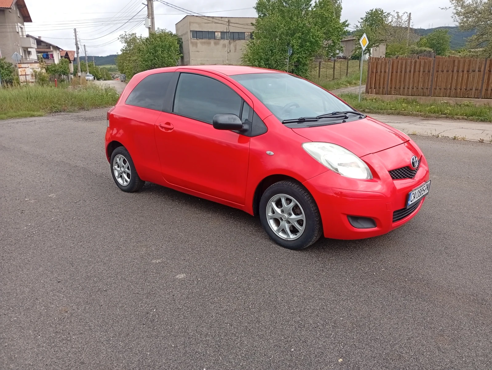 Toyota Yaris, снимка 8 - Автомобили и джипове - 54597966