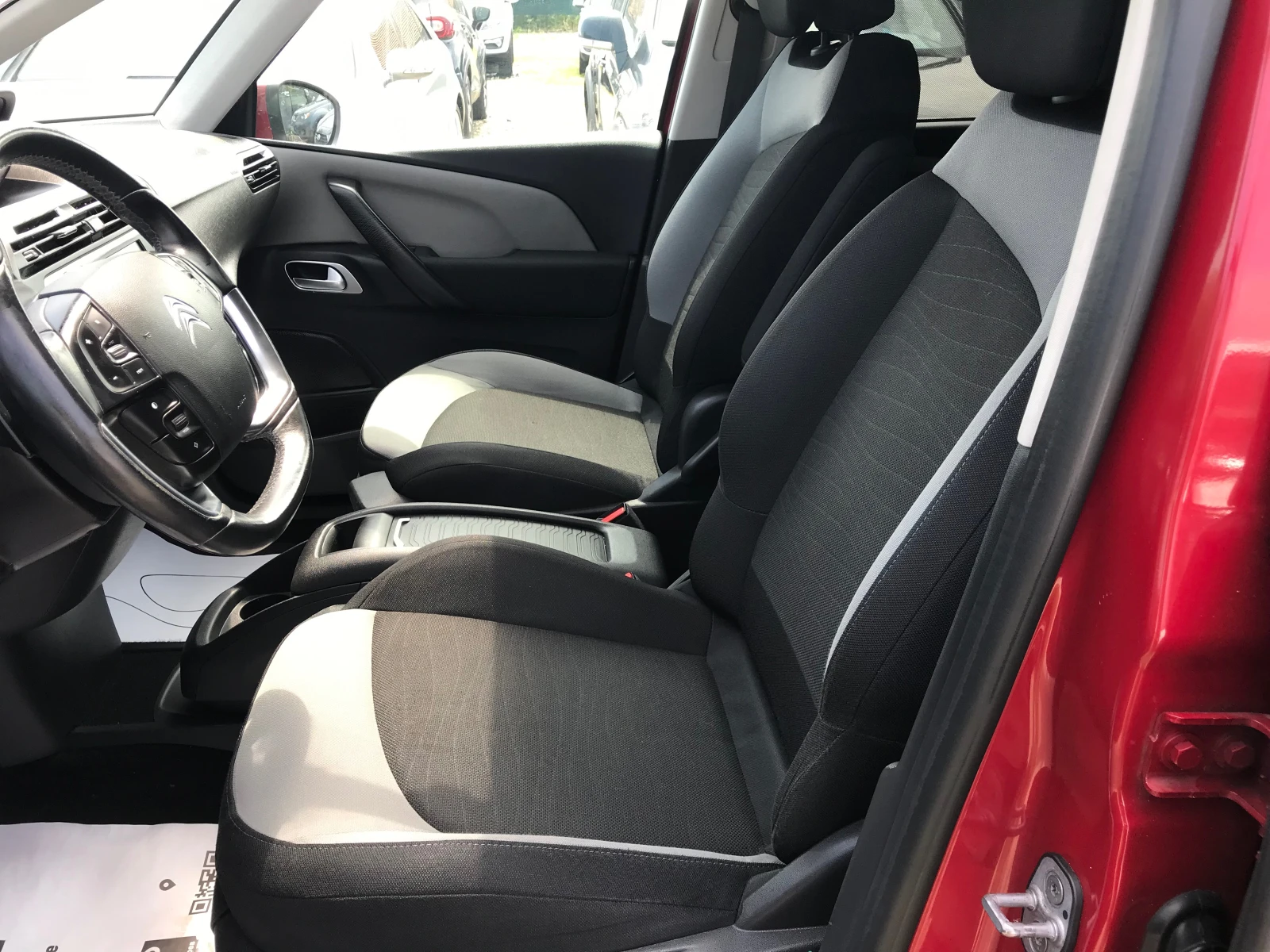 Citroen C4 Picasso 1.6HDi-AUTOM.FACE-EXCLUSIVE, снимка 9 - Автомобили и джипове - 54649726