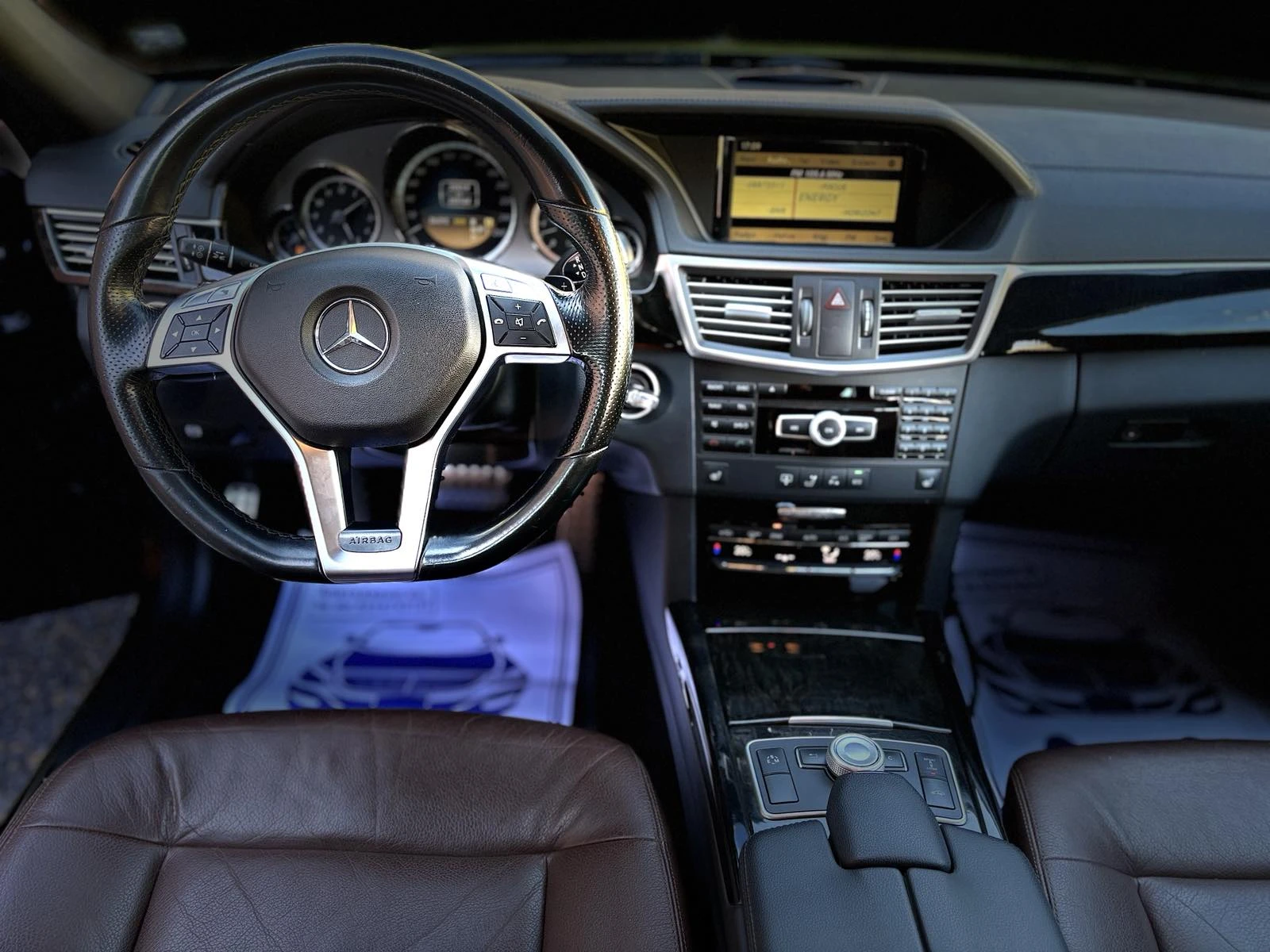 Mercedes-Benz E 300, снимка 14 - Автомобили и джипове - 54713616