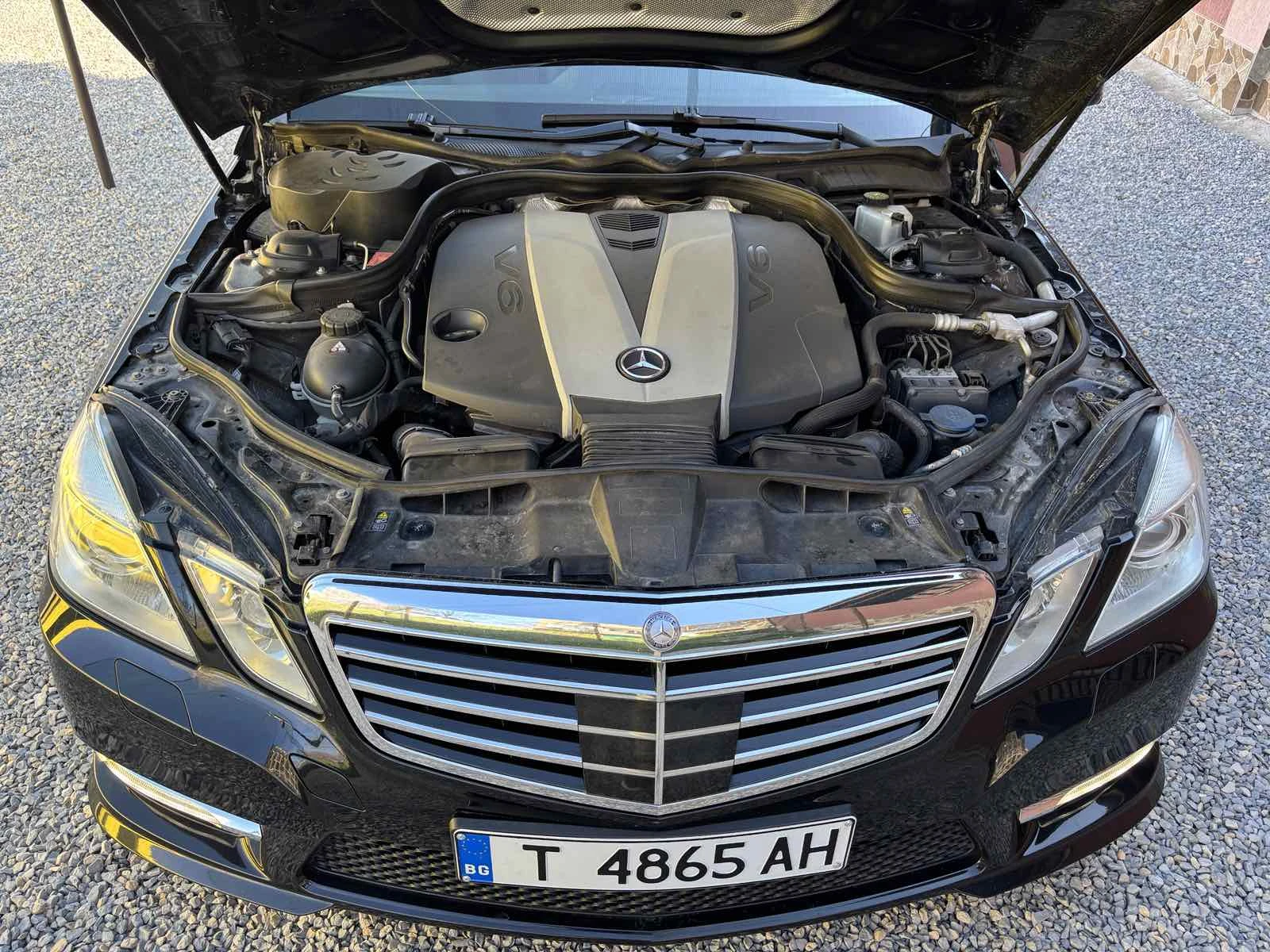 Mercedes-Benz E 300, снимка 16 - Автомобили и джипове - 54713616