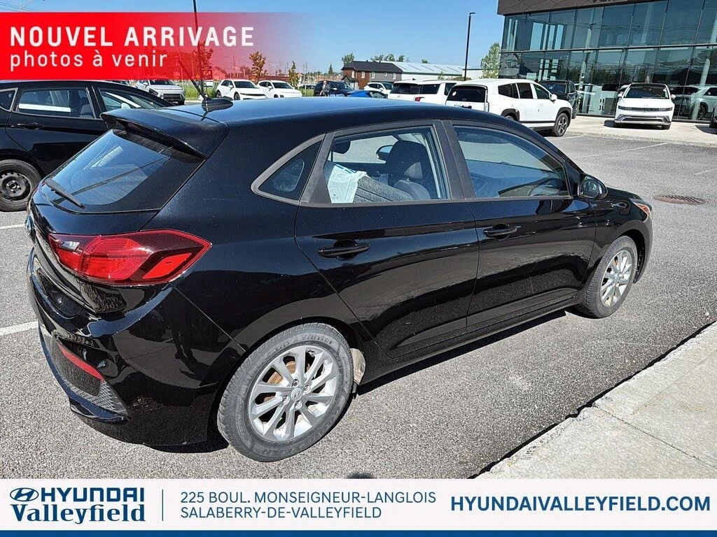 Hyundai Accent Preferred Hatchback FWD АвтоКредит  (ЦЕНА ДО БГ), снимка 4 - Автомобили и джипове - 54756065