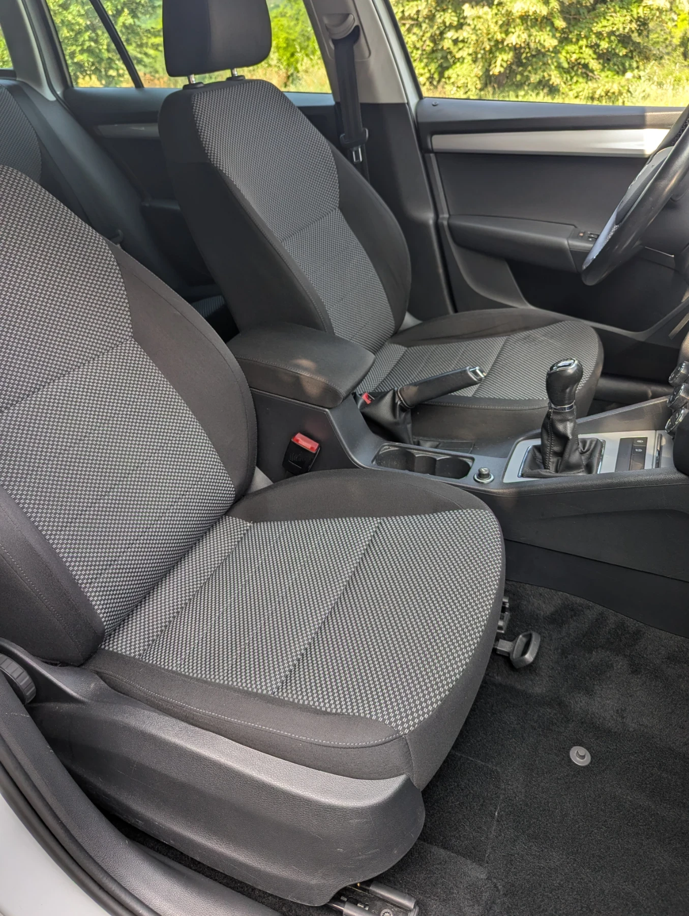 Skoda Octavia 1.4 tsi g -tec Executive, снимка 13 - Автомобили и джипове - 55061276