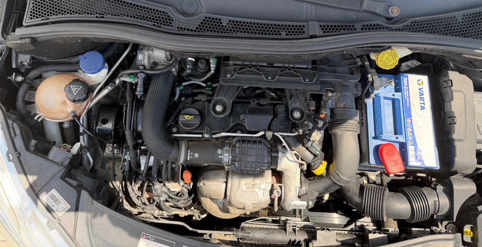 Peugeot 208 1.4 DIZEL, , снимка 7 - Автомобили и джипове - 55413120