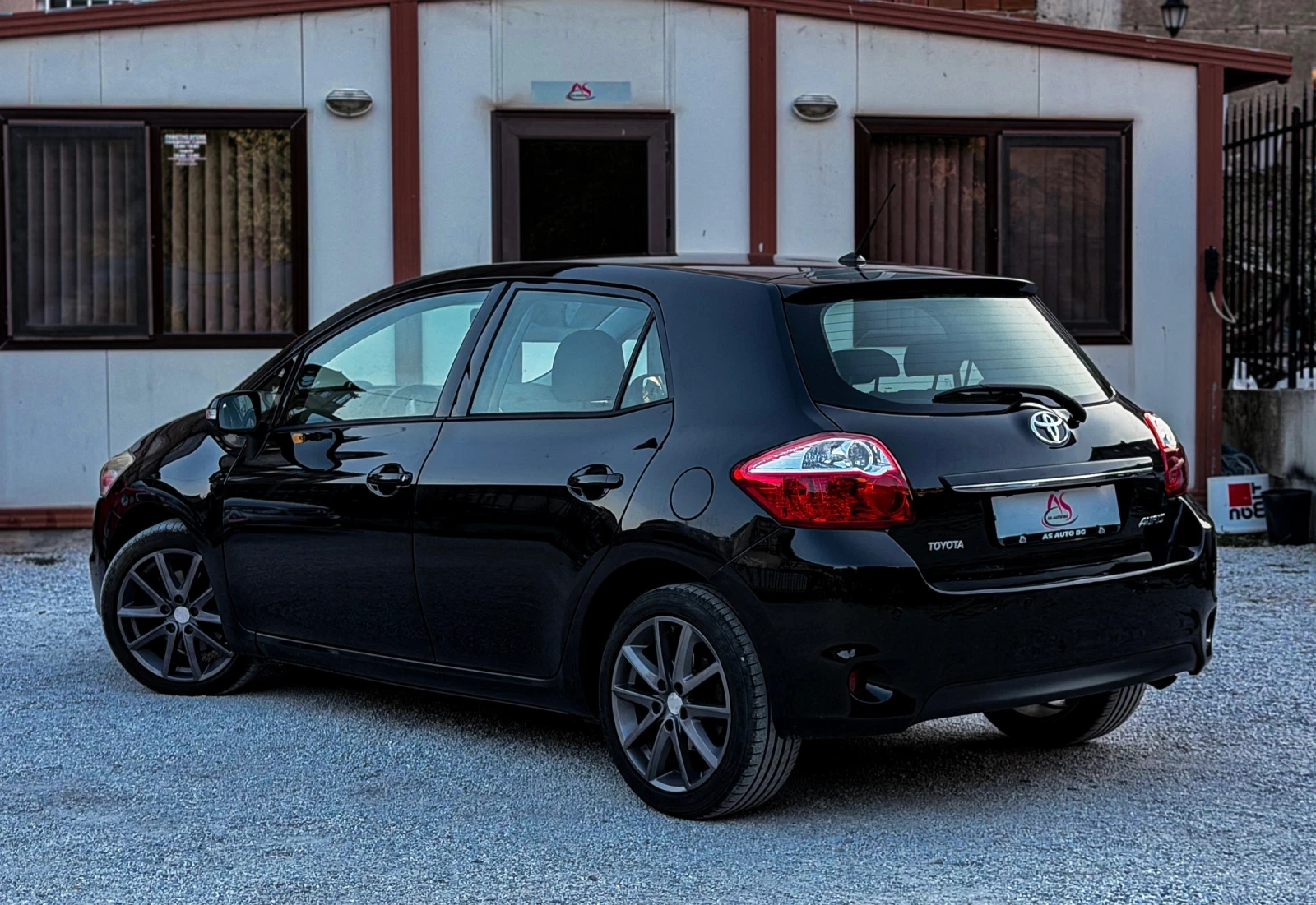 Toyota Auris FACELIFT* 2.0-D4D* ПАРКТРОНИК, снимка 5 - Автомобили и джипове - 55656886