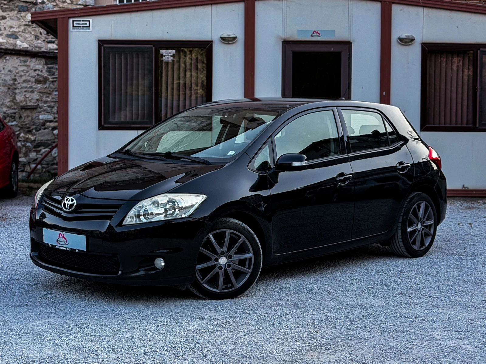 Toyota Auris FACELIFT* 2.0-D4D* ПАРКТРОНИК