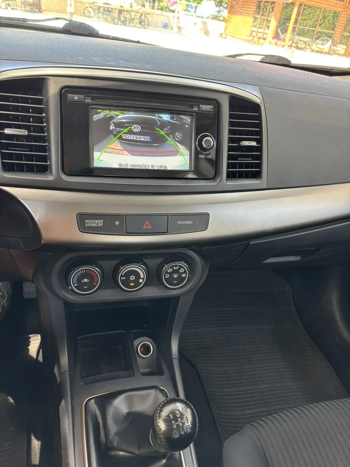 Mitsubishi Lancer 1.6 benzin Euro 6 Camera TOP, снимка 8 - Автомобили и джипове - 55658118