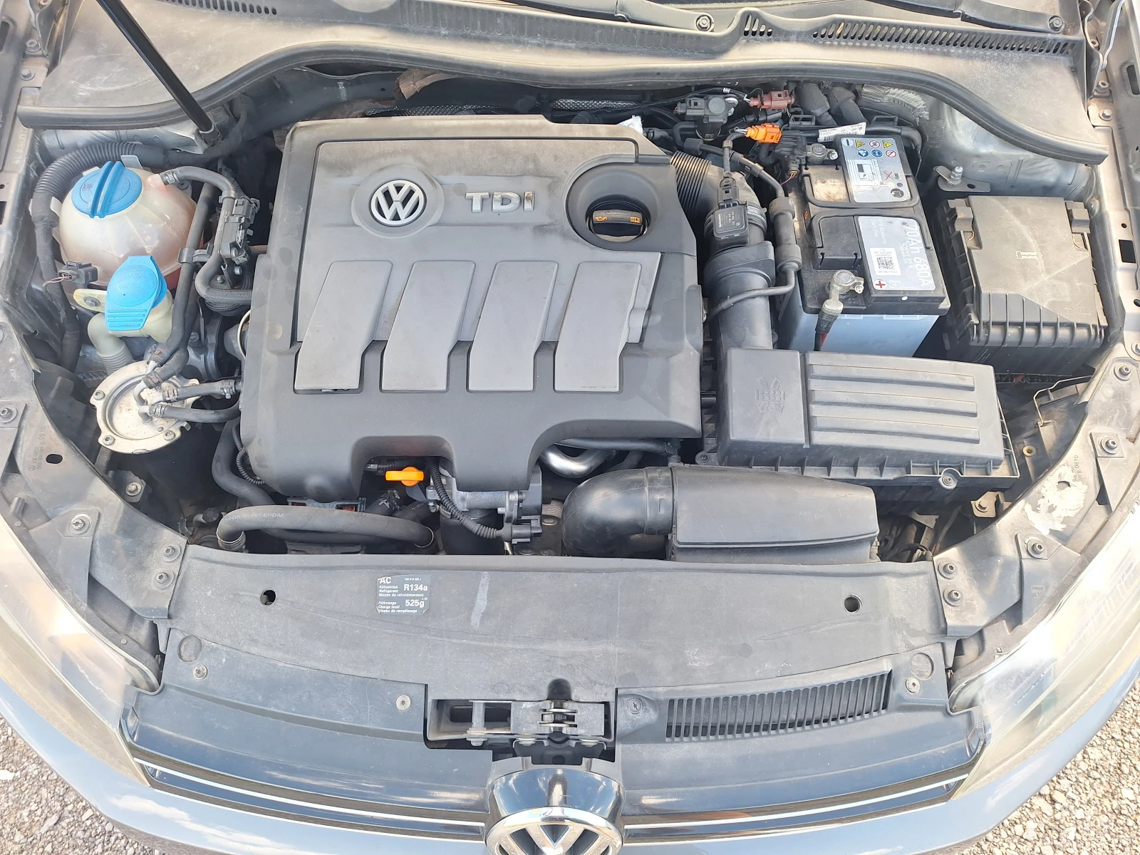 VW Golf 1.6tdi 105k.c, снимка 16 - Автомобили и джипове - 55659511