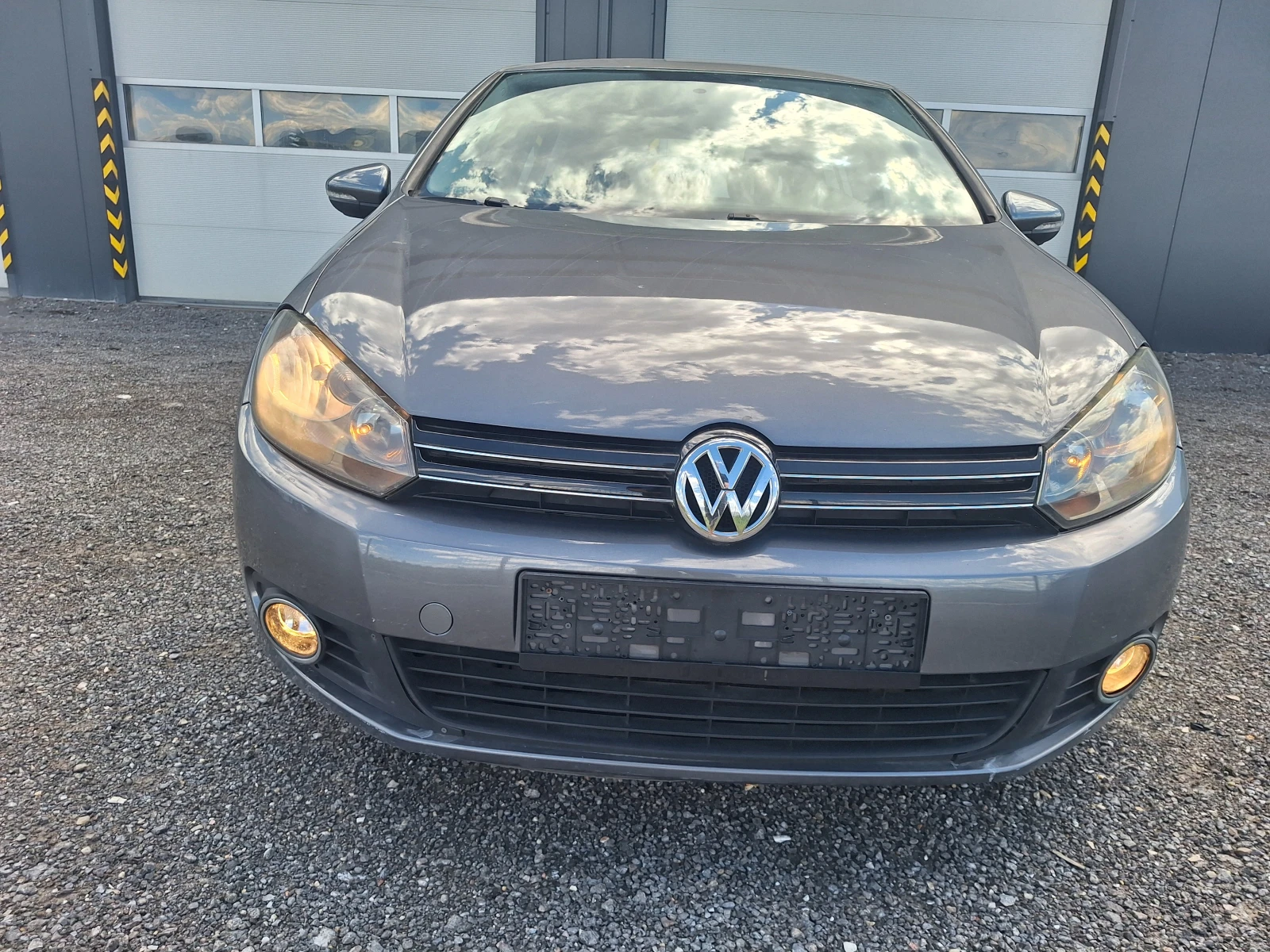 VW Golf 1.6tdi 105k.c, снимка 2 - Автомобили и джипове - 55659511