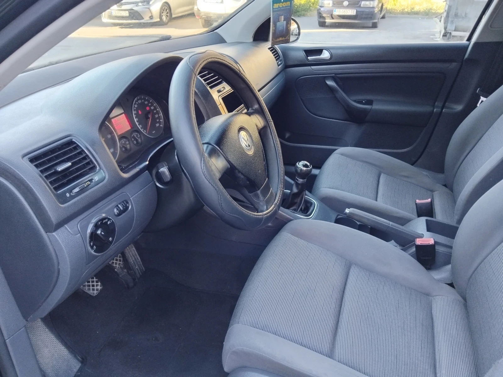 VW Golf 1.9TDI//KLIMA//105 КОНЯ, снимка 15 - Автомобили и джипове - 55803913